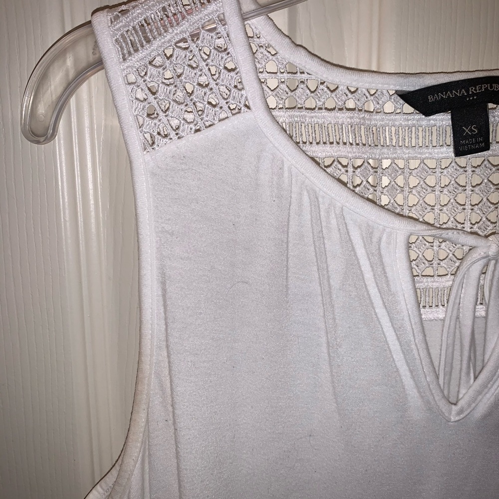 Banana Republic white tank top